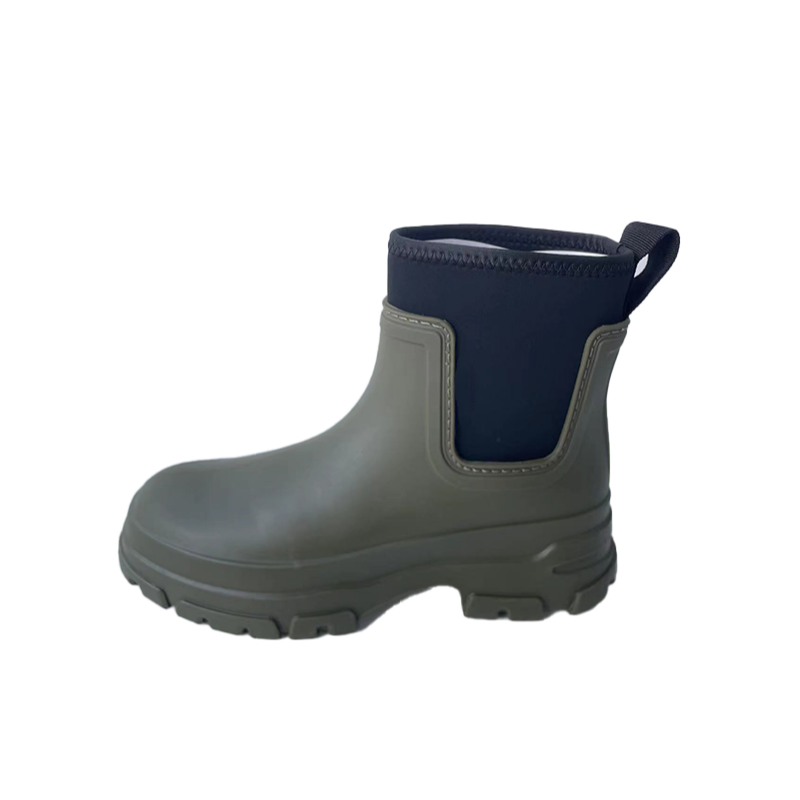 Rubber hunting boot model A